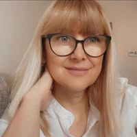 Dr. Corina Lupău