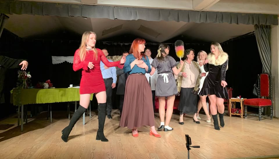 CURS DE ACTORIE ȘI IMPROVIZAȚIE TEATRALĂ
